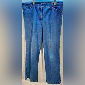 WHITE STAG STRETCH SIZE 14 WITH 5 POCKETS